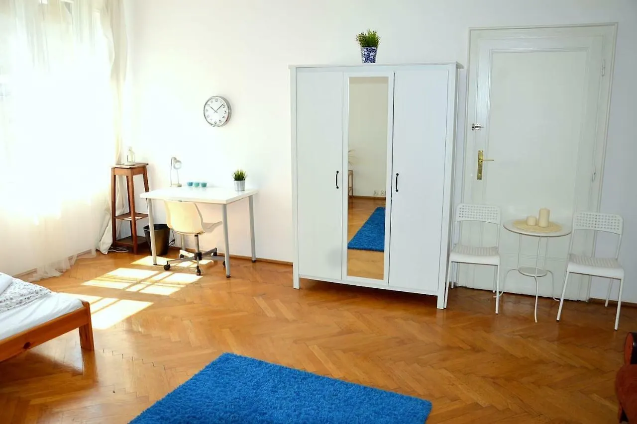 Retro Apartmentments Lobzowska Street Krakow 0*,