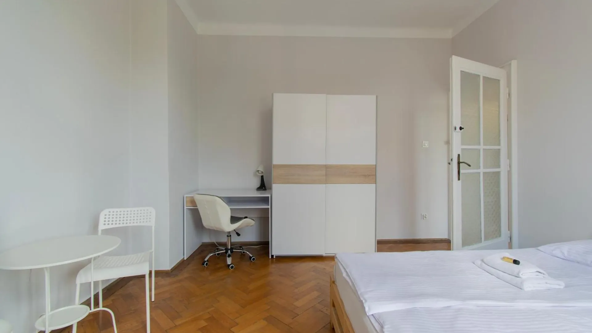 Retro Apartmentments Lobzowska Street クラクフ ポーランド